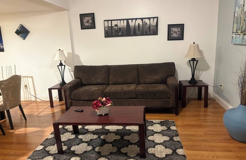 Lorain Apartment | #8 Charming 2-bedroom apartment in historic downtown Lorain.