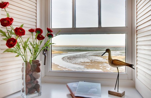 Waren Mill House | 8 The Maltings - Two Bedroom House, Sleeps 4