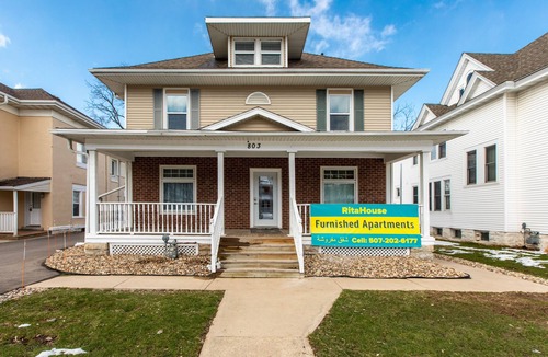 Kutzky Park Apartment | 8035-WALK to Mayo-Chic and Luxury 1BR Apt