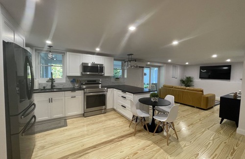 Tisbury House | 9 Bedroom Home with Hot Tub, AC, Walk to Town!