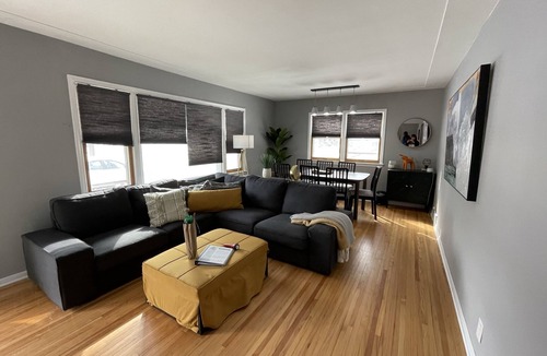 Wenonah House | 90's Arcade Oasis⚡️Theater⚡Wifi⚡ Gym ⚡ Sleeps 10!