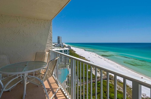 Seagrove Beach Apartment | 92 m² Apartment ∙ 2 bedrooms ∙ 4 guests