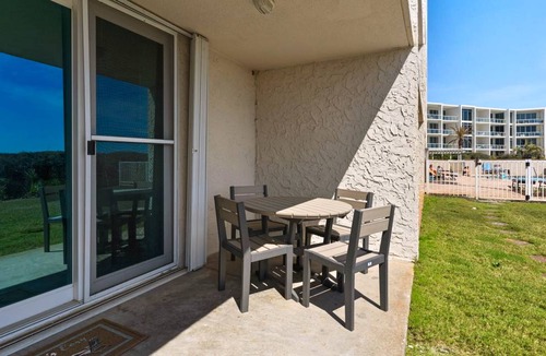 Seagrove Beach Apartment | 92 m² Apartment ∙ 2 bedrooms ∙ 6 guests