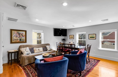 Marblehead Condo | 93 m² Condo ∙ 2 bedrooms ∙ 6 guests