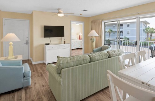 Seagrove Beach Apartment | 96 m² Apartment ∙ 3 bedrooms ∙ 8 guests