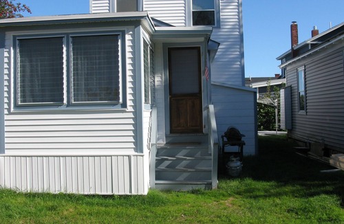 Ocean Park Cottage | A/C Cottage in OCEAN PARK AREA just 75 yards from the sandy beach of OOB!!!