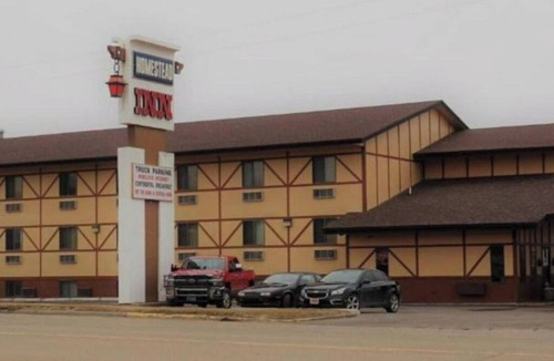 Wolf Point Hotel | A Convenient Place to Stay Featuring Amenities - Great for Weekend Escapes