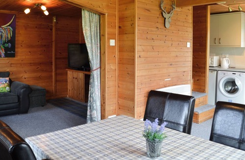 Banavie Cottage | A cosy well presented cedar wood lodge sitting at the foot of Ben Nevis.