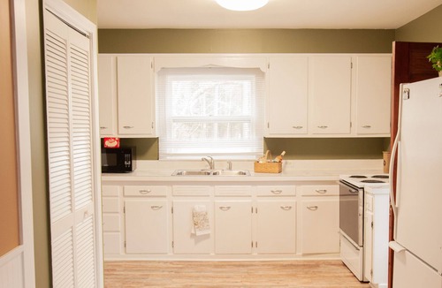 Traverse City House | A cozy little home off the beaten path yet close to