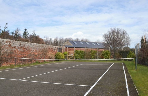 Warenford Cottage | A detached cottage only five miles from the impressive Bamburgh Castle.