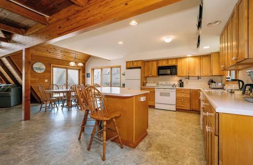 McHenry Cottage | A Frame of Mind by Taylor Made Deep Creek