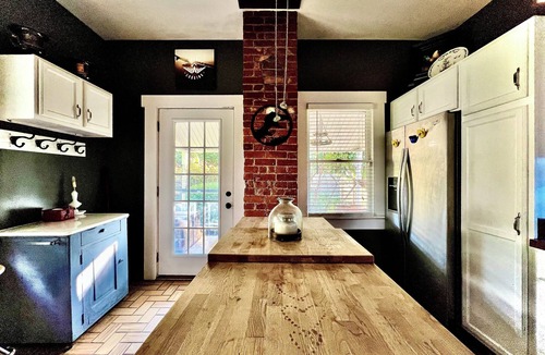 Dayton House | A Lux Hideaway in the Gem City