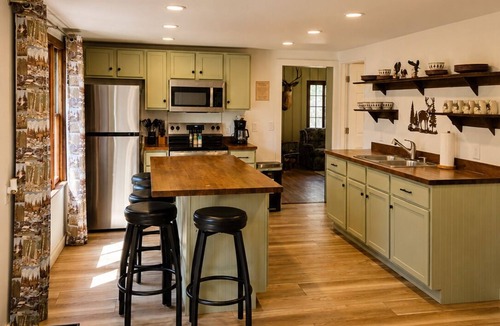 Reed City Cabin | A Peaceful Escape for Outdoor Enthusiasts