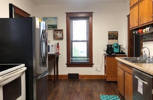 Ludington House | A Place for Paws - 3 Bedroom/2 Bath, Pet Friendly home in Downtown Ludington!