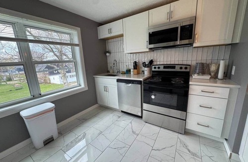 Lorain Apartment | A place to get away with a nice view by the lake.
