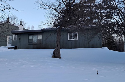 Arnold Cabin | A quiet cabin in the country.