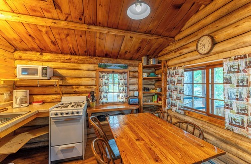 Orr Cabin | A Romantic Lakeside Retreat with Stunning Dock Views