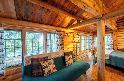 Orr Cabin | A Romantic Lakeside Retreat with Stunning Dock Views