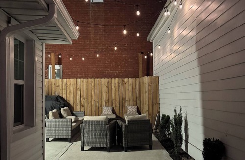 Covington Apartment | A serene 1-bedroom studio with a fabulous patio in charming Covington!