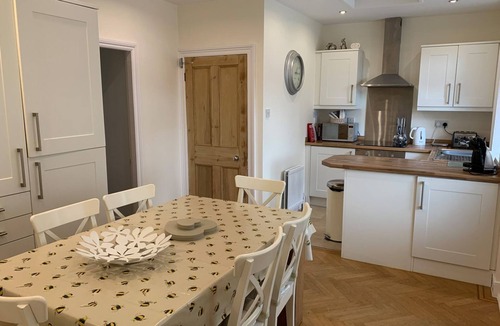 Alnmouth Cottage | A STONE'S THROW, pet friendly, country holiday cottage in Alnmouth