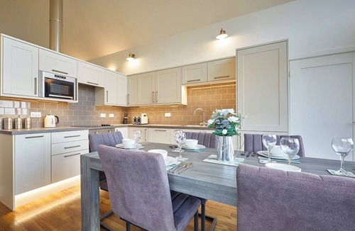 Bamburgh Cottage | A stunning luxury lodge resting 1 mile from Bamburgh and the coast.