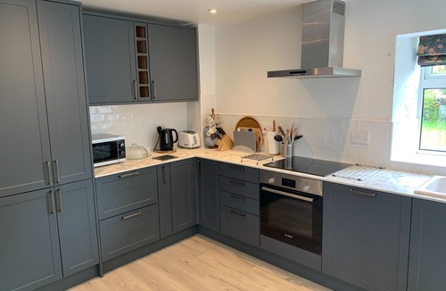 Langthwaite Cottage | A superb holiday home within the Yorkshire Dales, w/Wifi, wood burner & stones throw from pub.