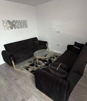Moffat House | Abena' Villa