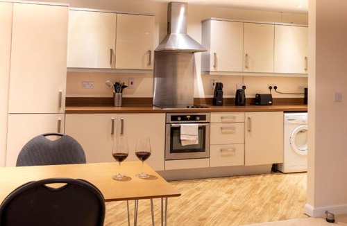Hemel Hempstead Apartment | Abodebed - Handleys Court