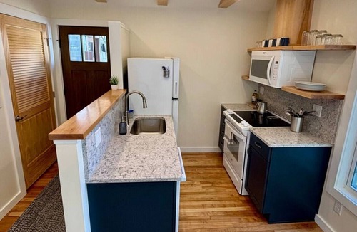 Northeast Harbor Apartment | Acadia Retreat Firelit Garden Walk to Dining Two person maximum occupancy