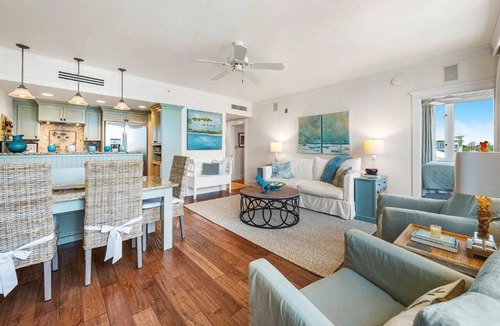 Gulf Place Condo | ☀️Across from Beach - Pool - 30A - Salty's Six Palms 4A☀️