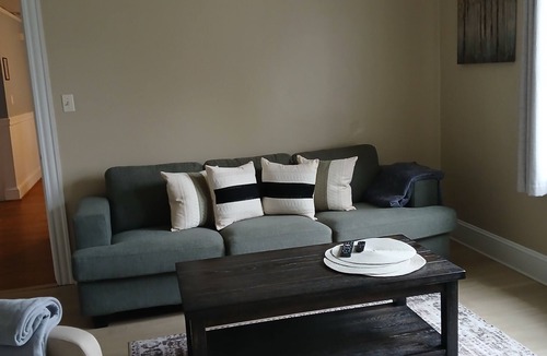 Providence Apartment | Adorable 2-bedroom apartment with AC in pleasant location, Providence RI