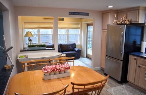 Bass River House | Adorable 3-Bedroom Beach House – Walk to South Middle Beach!