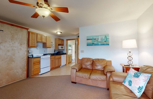 Wells Condo | Adorable Coastal Dream W/ Murphy Bed, Free WiFi, & Ideal Location Near the Beach