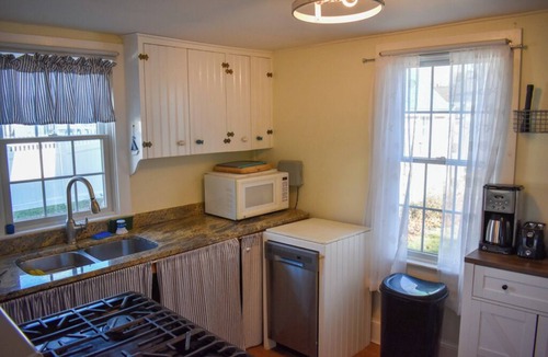 Northwest Harwich House | Adorable home, just .5 miles to Beach, sleeping 6