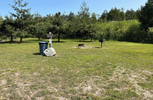Petoskey RV Rental | Adorable little campground in Petoskey with river nature views