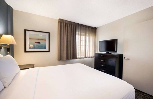 Northeast Heights Hotel | Affordable Getaway! 3 Classy Units, Short Drive to Old Town Albuquerque