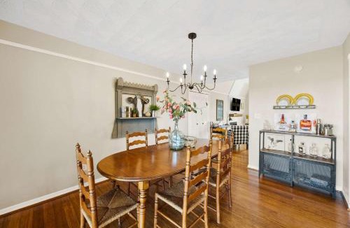 Taylorsville House | AFramed View in Kentucky