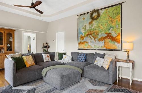 Taylorsville House | AFramed View in Kentucky
