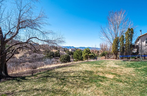 Northeast Colorado Springs House | Airconditioned 1bd/1ba with kitchenette and Mountain views and private entry!