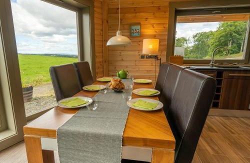 Linlithgow House | Alban