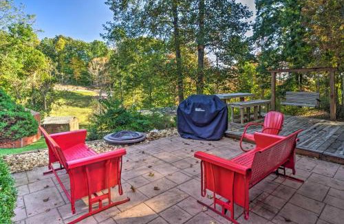 Albany House | Albany Home < 1 Mi to Dale Hollow Lake!