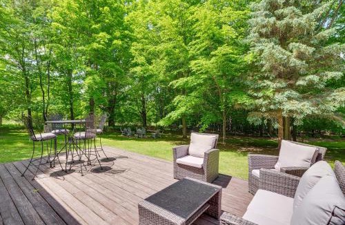 Alden House | Alden Home w/Fire Pit: Steps to Torch Lake!