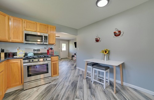 Frederic Cottage | All-season Getaway in Frederic: Bring Your Pets!