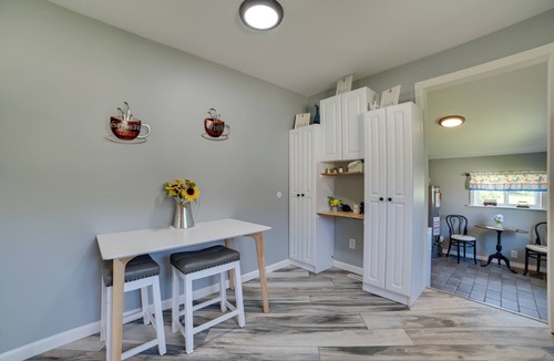 Frederic Cottage | All-season Getaway in Frederic: Bring Your Pets!