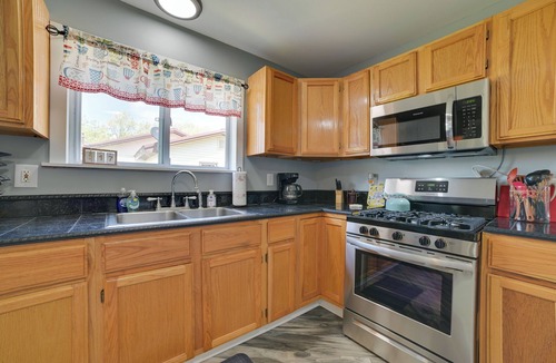 Frederic Cottage | All-season Getaway in Frederic: Bring Your Pets!