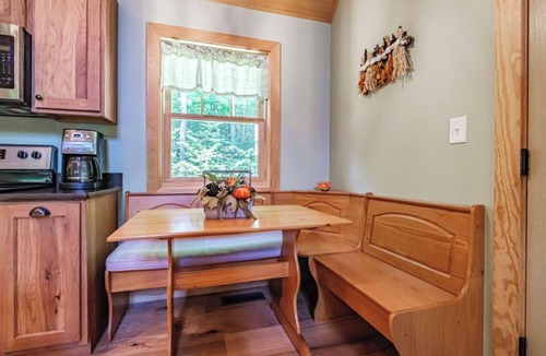 West Poland House | All Season Thompson Lake House