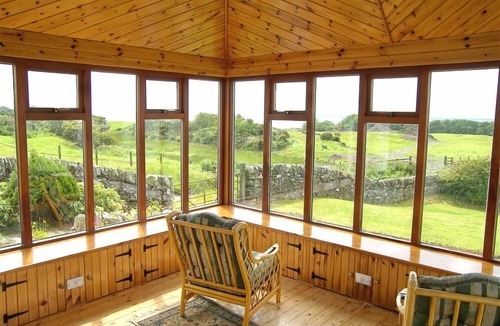 Kirkcudbright Cottage | Allanhead Cottage - a cottage that sleeps 8 guests in 3 bedrooms