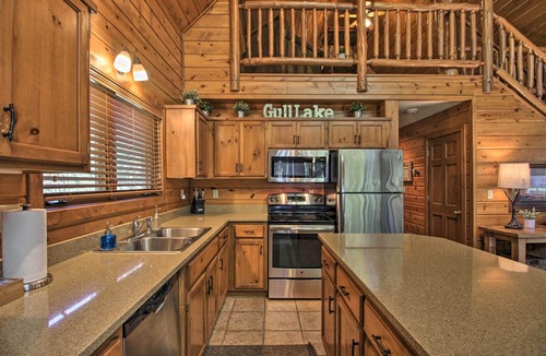 Nisswa Cabin | Alluring Nisswa Cabin on Gull Lake w/Fireplace!