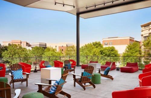 Leawood Hotel | Aloft by Marriott Leawood-Overland Park