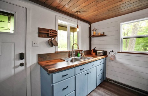 Gaines House | Alpine Village Retreat-ATV Accessible, Close to PA Canyon